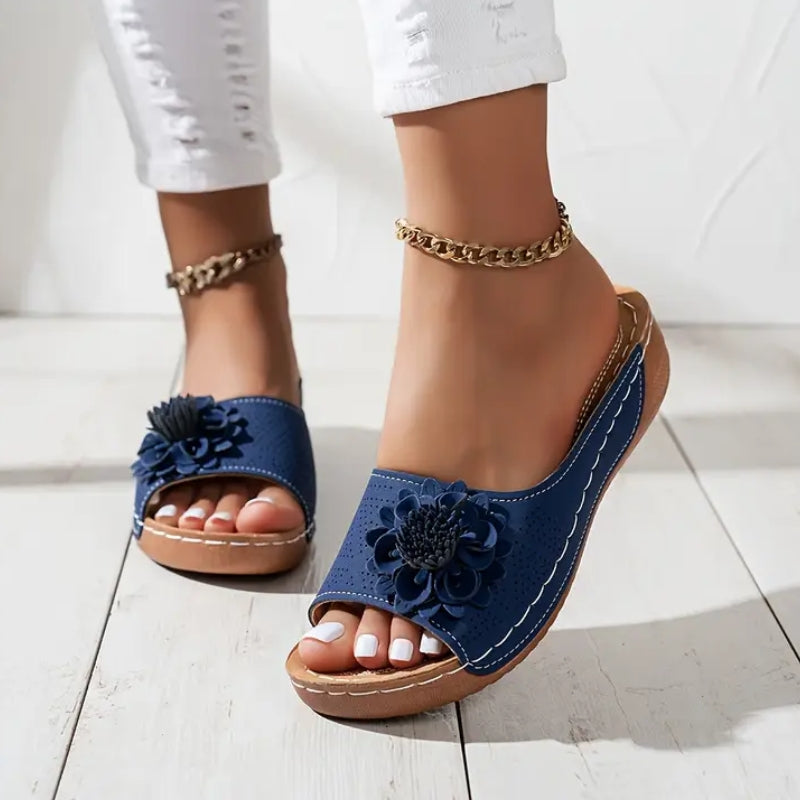 Women¡¯s Wedge Sandals with Floral Appliqu¨¦ and Perforated Slip-On Strap