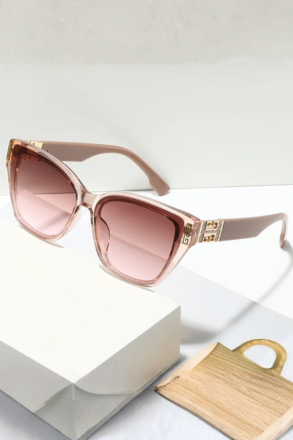 Women’s Sunglasses Cat Eye Gold Motif Tortoiseshell Eyewear
