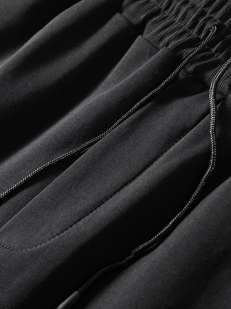 Ceylan Women’s Joggers Razor Wire Graphic Print