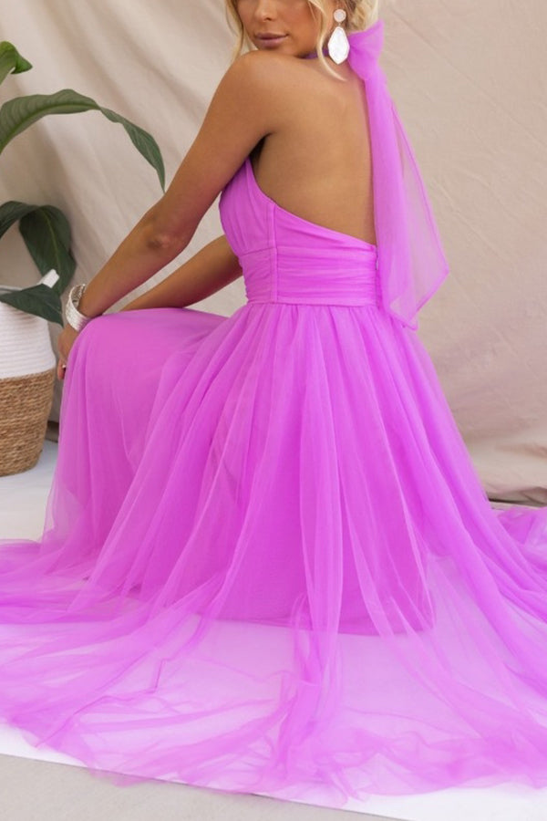 Women’s Midi Dress with Halter Neckline and Layered Tulle Skirt