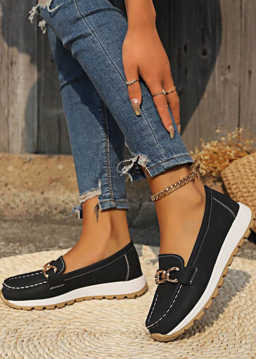 Women’s Slip-On Loafers with Gold Chain Bit and Contrast Platform Sole