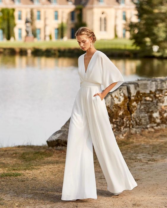 Women¡¯s Wide Leg Jumpsuit with Deep V-Neck and Flutter Kimono Sleeves