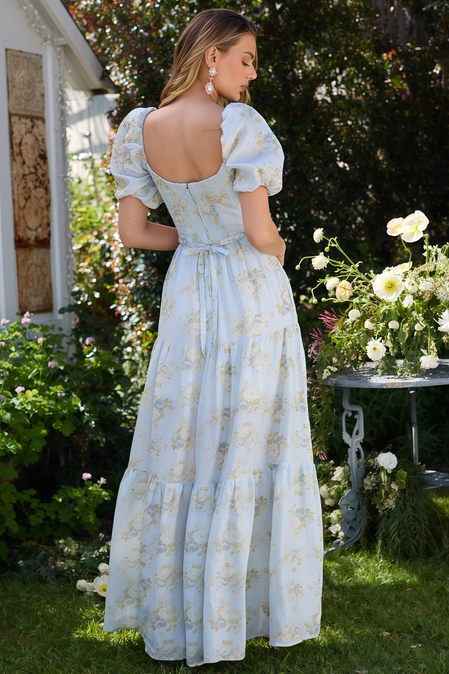 Women's Floral Puff-Sleeve Maxi Dress with Cinched Waist for Romantic Elegance