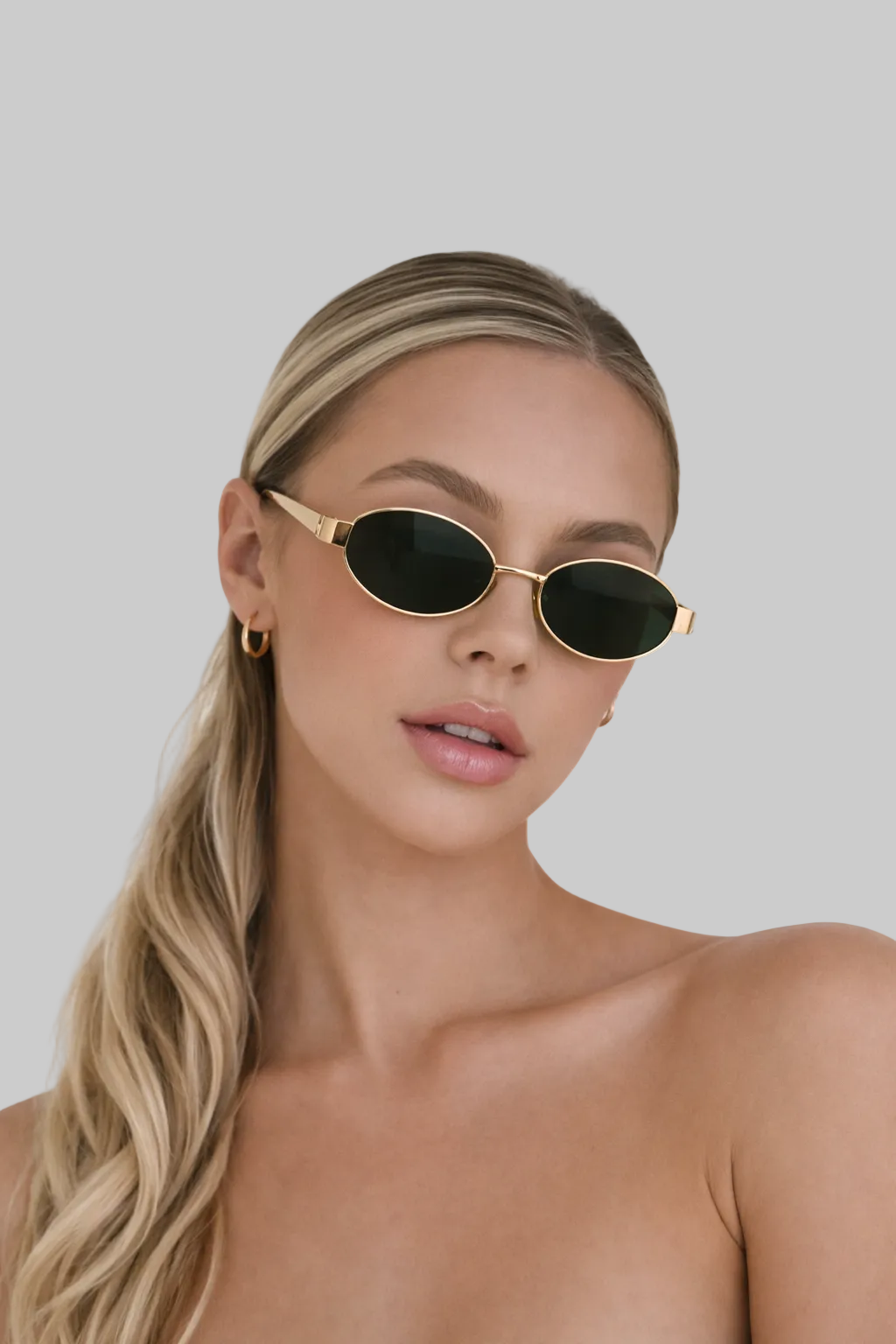 Women’s Sunglasses with Vintage Oval Metal Frame and UV400 Protection Lenses
