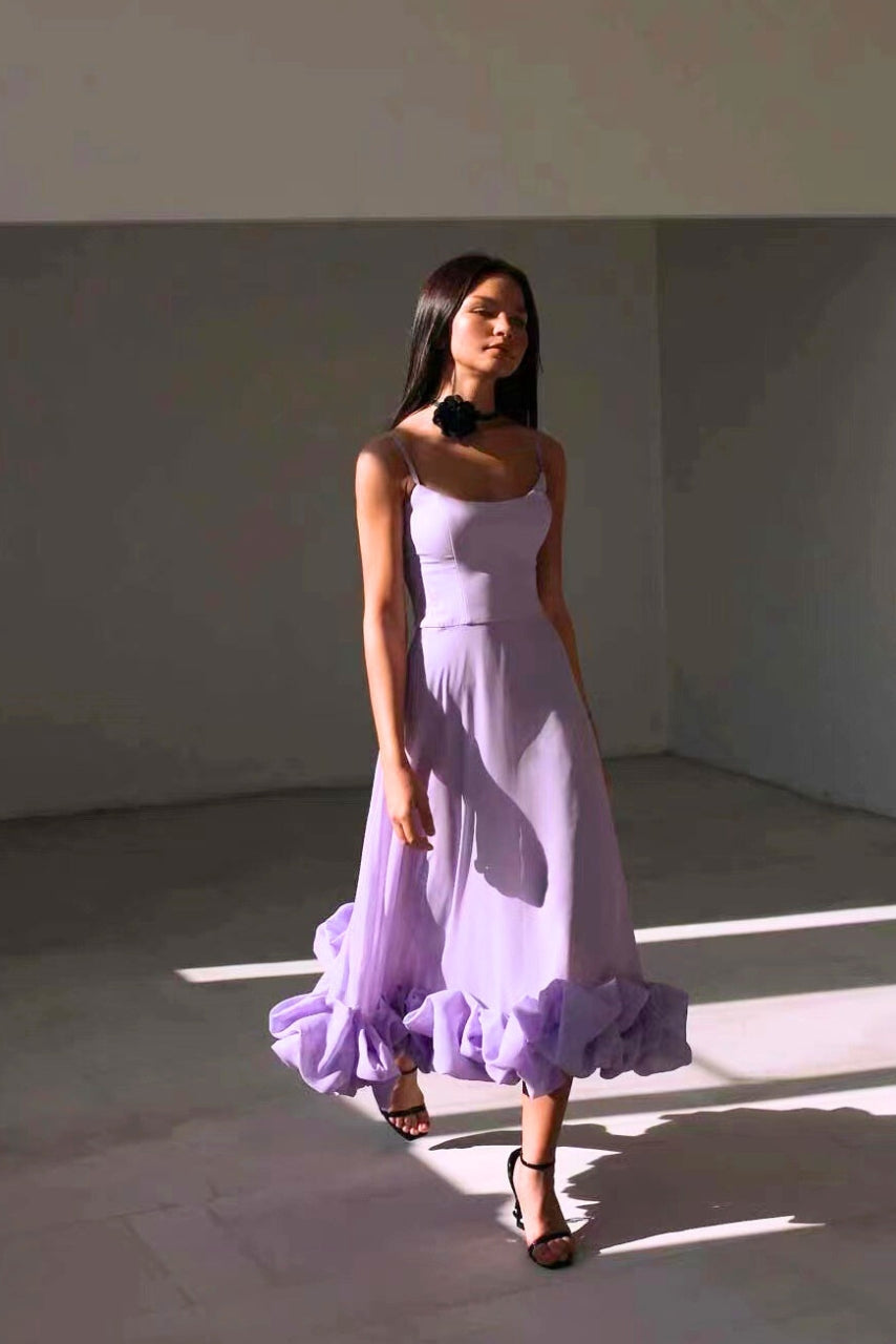 Women’s Maxi Dress with Scoop Neckline and Voluminous Ruffle Hem