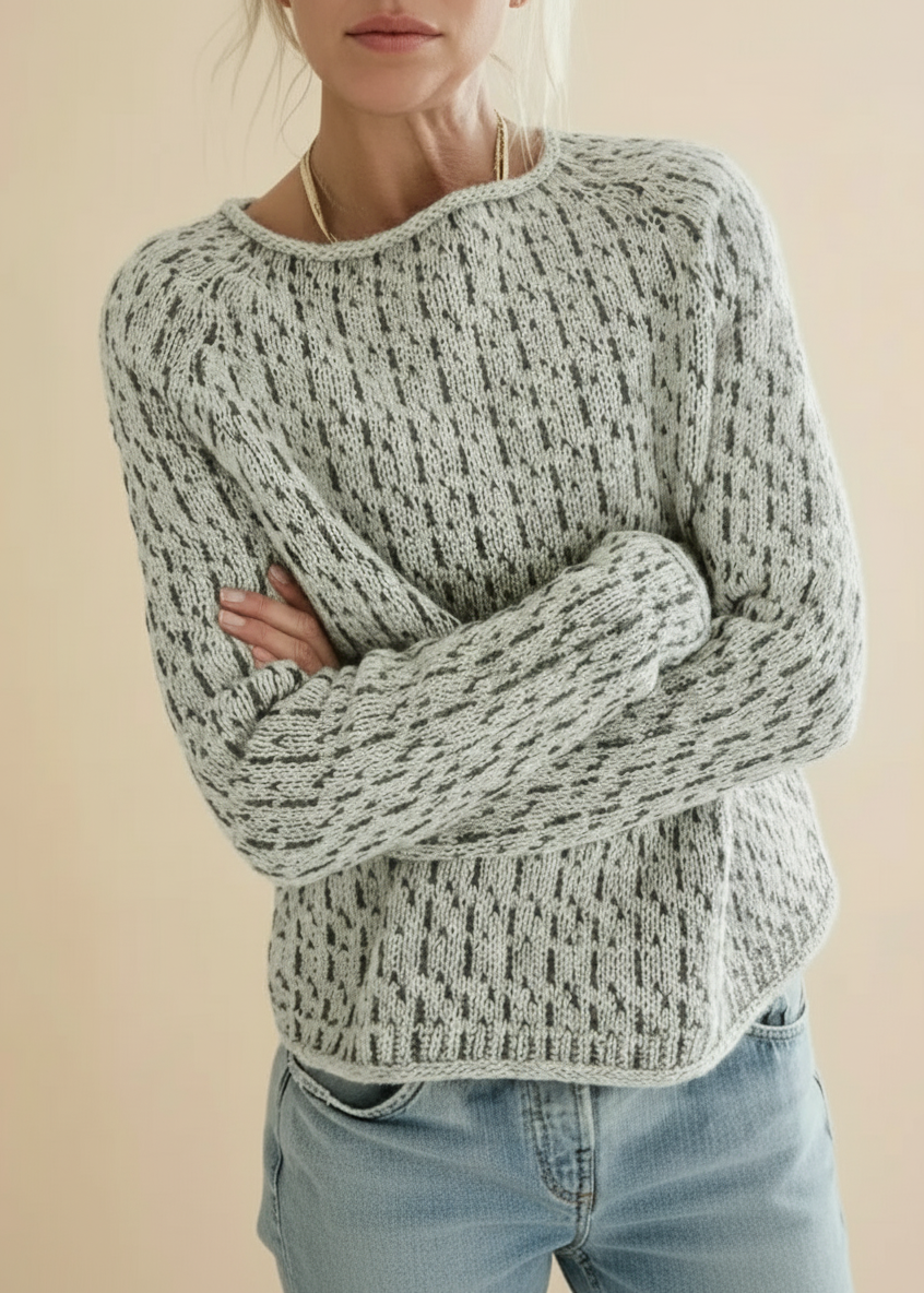 Women¡¯s Knitted Sweater with Boat Neckline and Textured Vertical Stripe Pattern