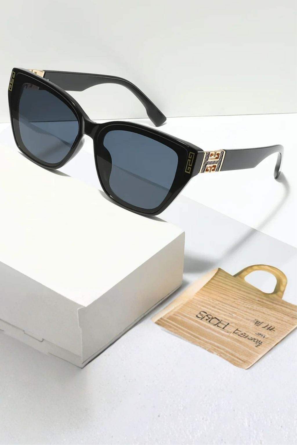 Women’s Sunglasses Cat Eye Gold Motif Tortoiseshell Eyewear