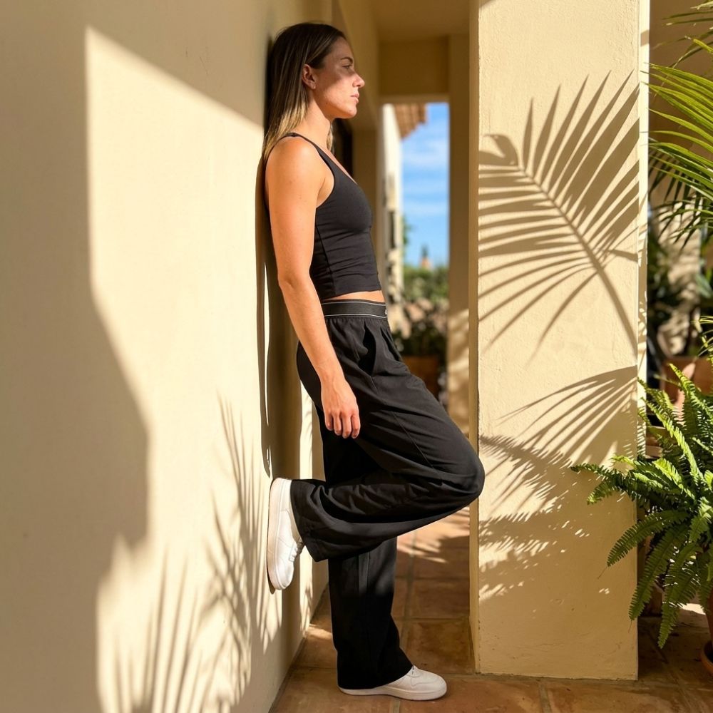 Women’s Wide Leg Trousers with Logo Elastic Waistband and Front Pleats
