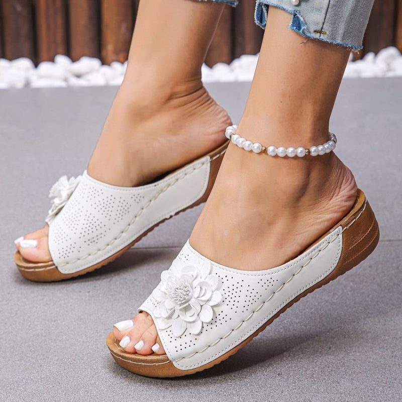 Women¡¯s Wedge Sandals with Floral Appliqu¨¦ and Perforated Slip-On Strap