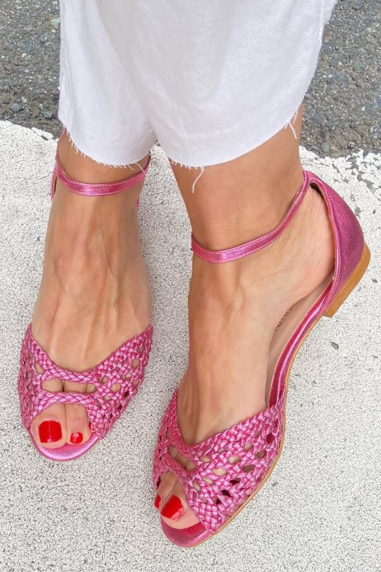 Women's Woven Peep-Toe Flat Sandals for All-Day Comfort
