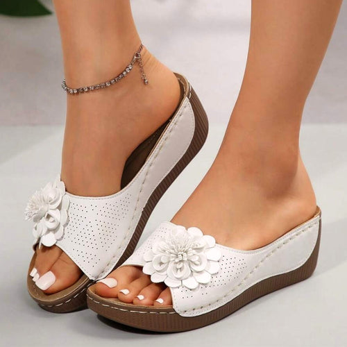 Women¡¯s Wedge Sandals with Floral Appliqu¨¦ and Perforated Slip-On Strap