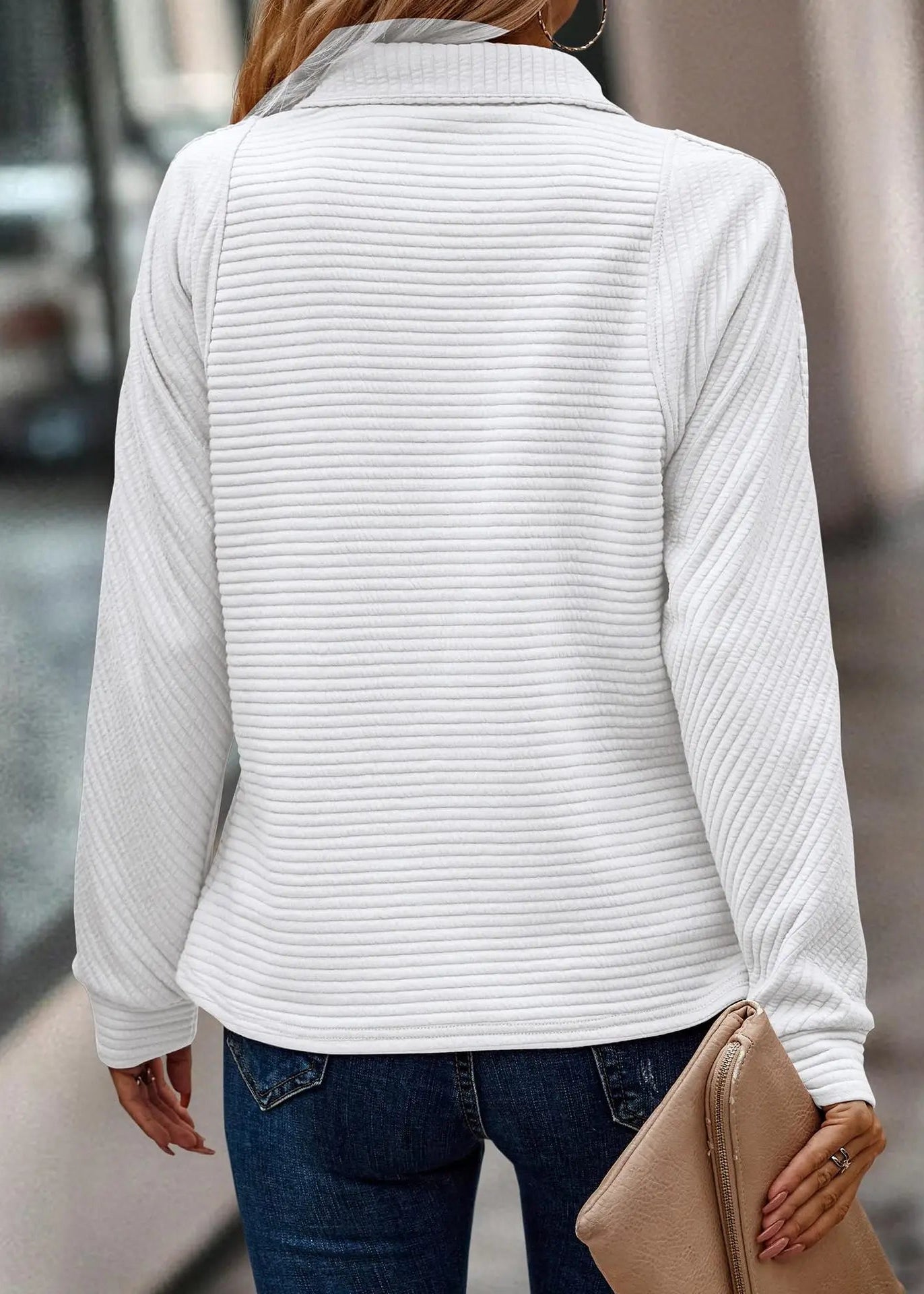 Women’s Quarter-Zip Pullover with Horizontal Ribbed Texture and Relaxed Fit