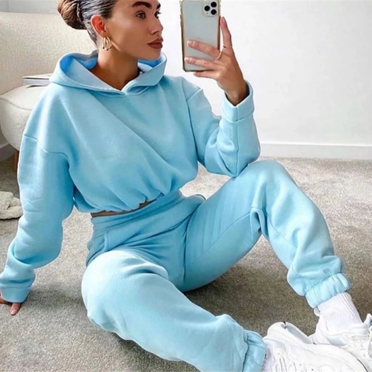 Ceylan Women's Cropped Hoodie & Jogger 2-Piece Lounge Set