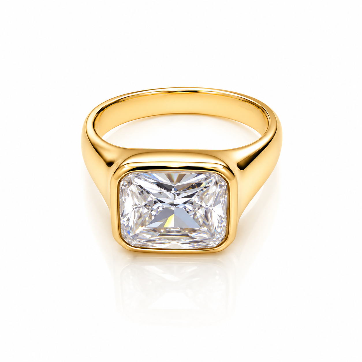 Women's Thick Band Ring with Diamond Stone Detail