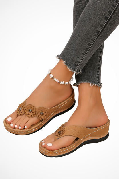 Women's Orthopedic Floral Detail Toe Post Sandals