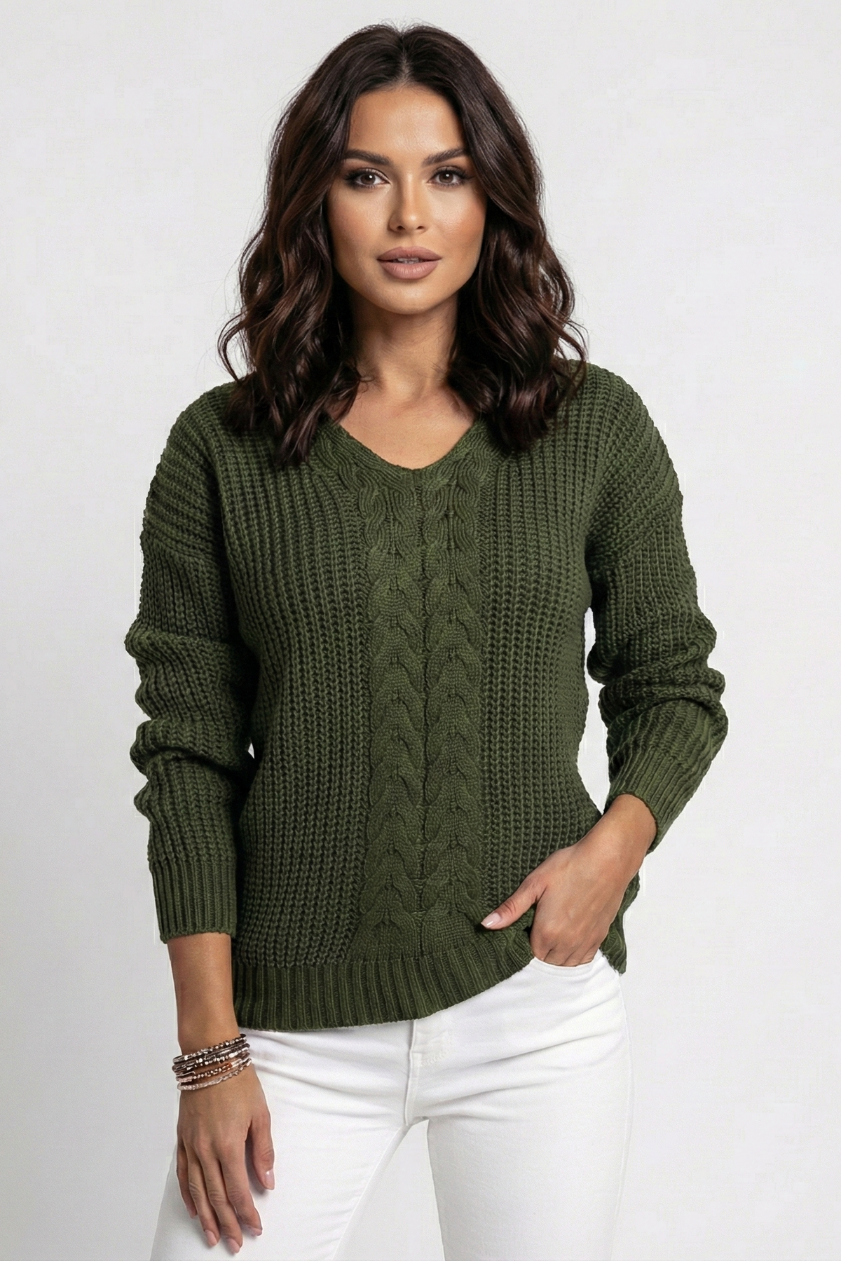 Women's Cable-Knit V-Neck Jumper Relaxed Fit
