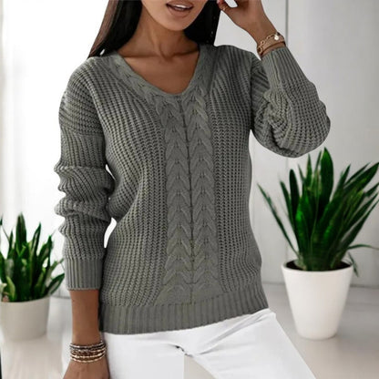 Women's Cable-Knit V-Neck Jumper Relaxed Fit