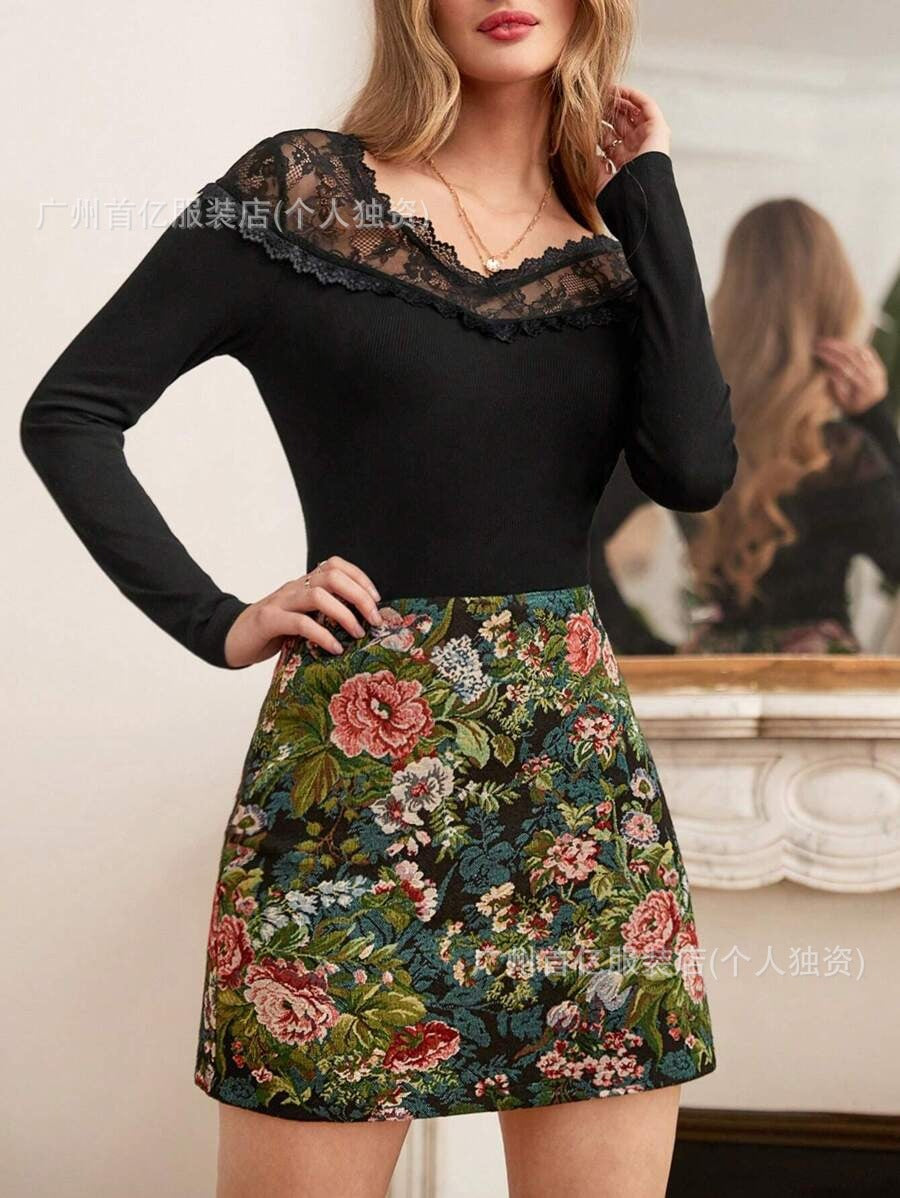 Women's High-Waist A-Line Mini Skirt with Floral Print