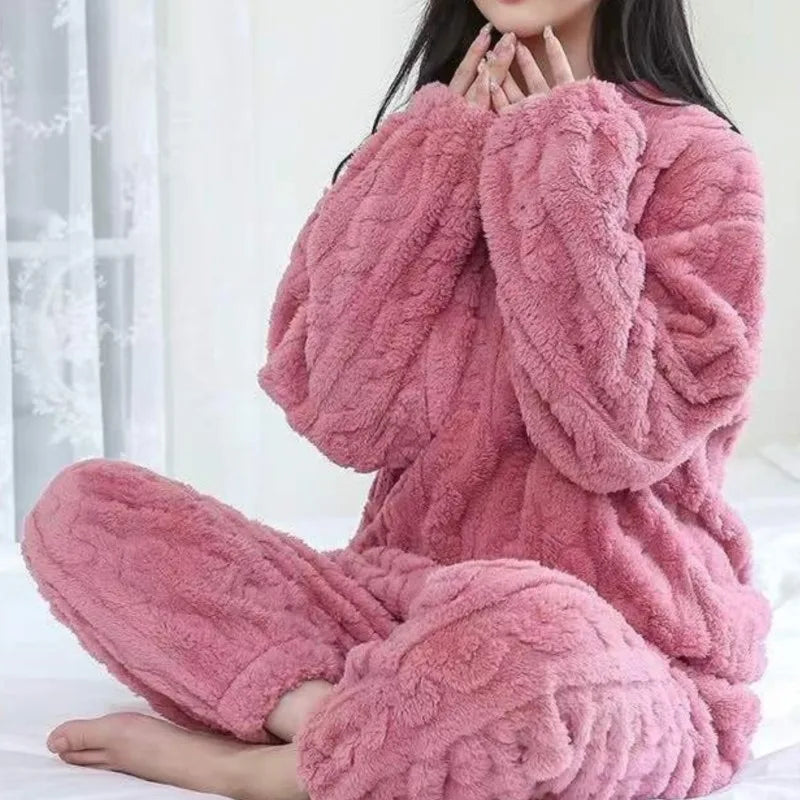 Ceylan Women's Fluffy Pajama Set with Cable Knit Texture