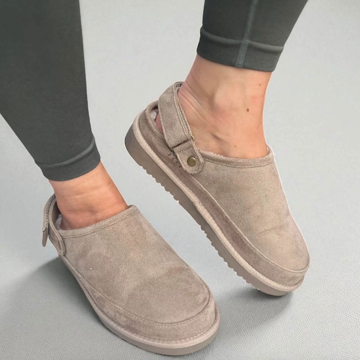 Ceylan Women's Memory Foam Faux Fur Ankle Strap Slippers