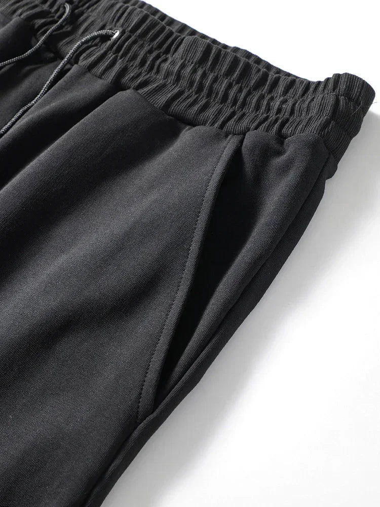 Ceylan Women’s Joggers Razor Wire Graphic Print