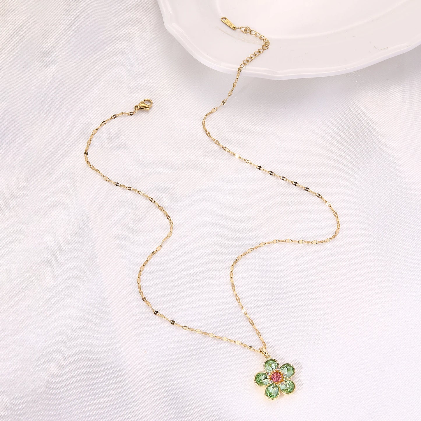 Women's Crystal Flower Pendant Necklace