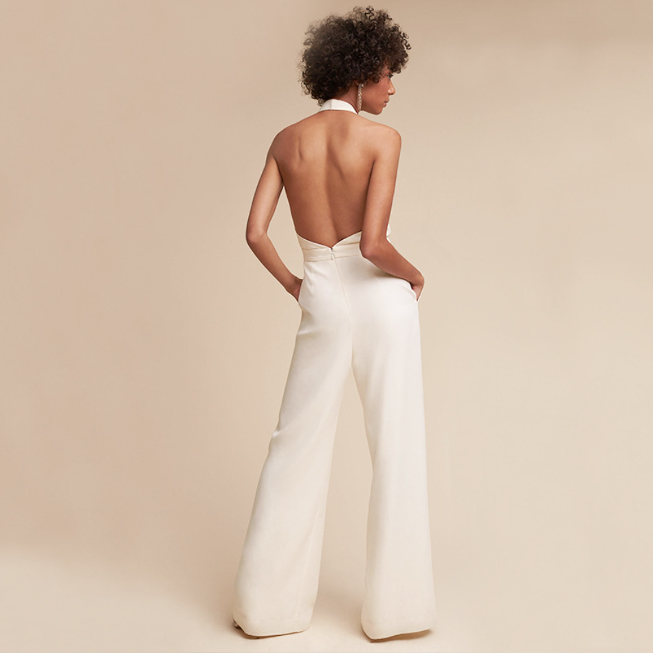 Women’s Jumpsuit with Halter Neck and Elegant Pleated Wide-Leg Silhouette