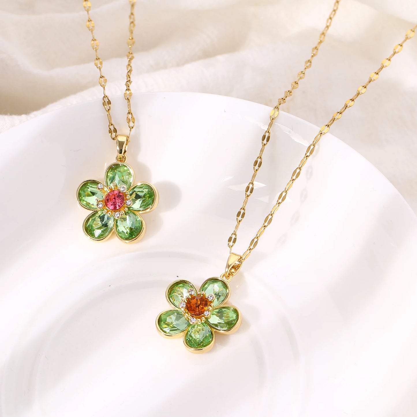 Women's Crystal Flower Pendant Necklace