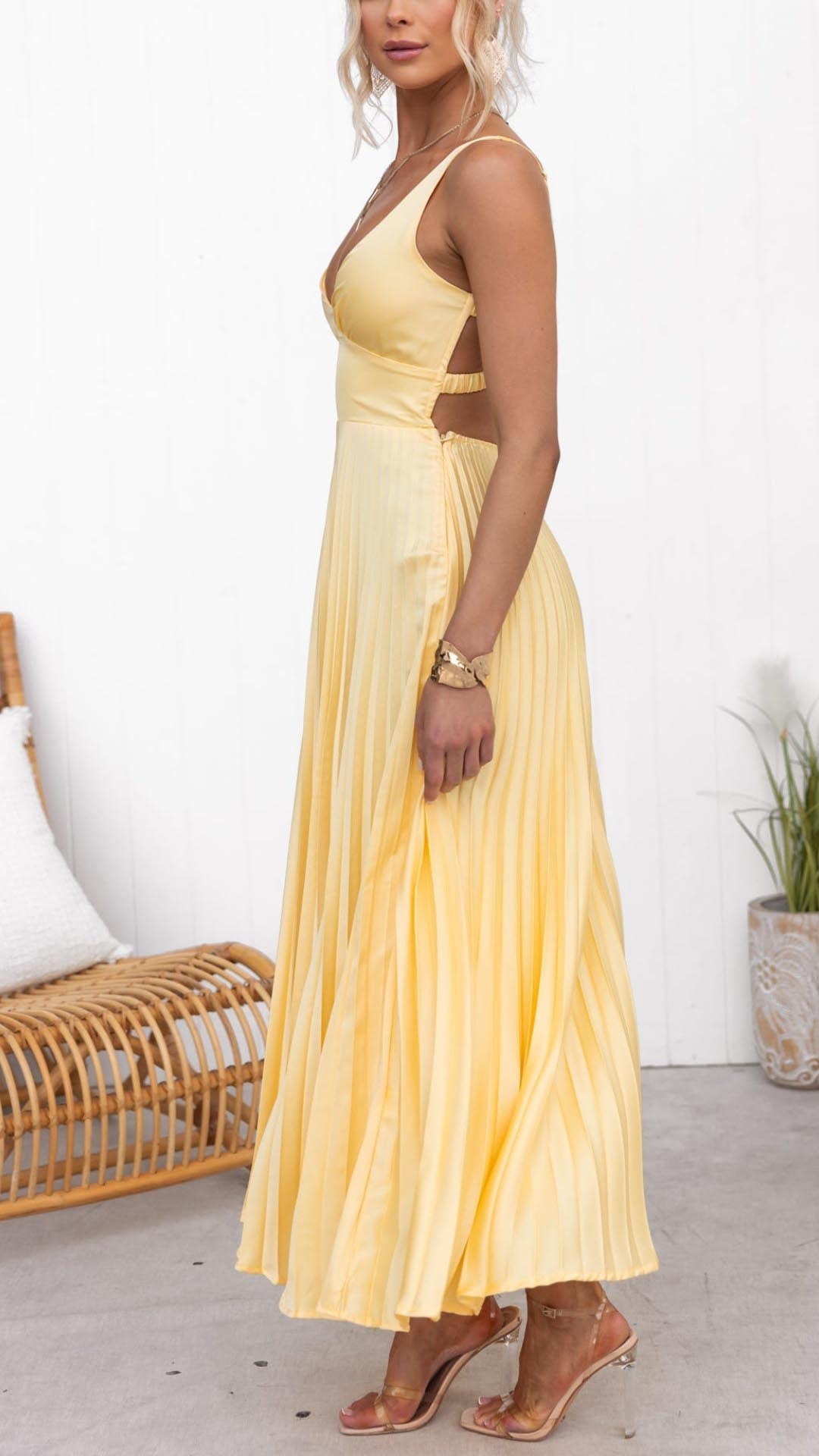 Women’s Pleated Maxi Dress V-Neck Sunray Skirt Wedding Guest Gown