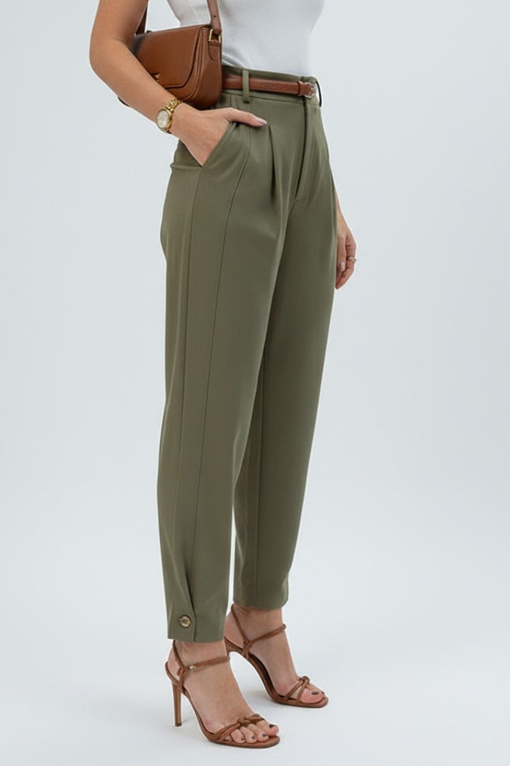 Women's Pants with High Waist and Tapered Leg