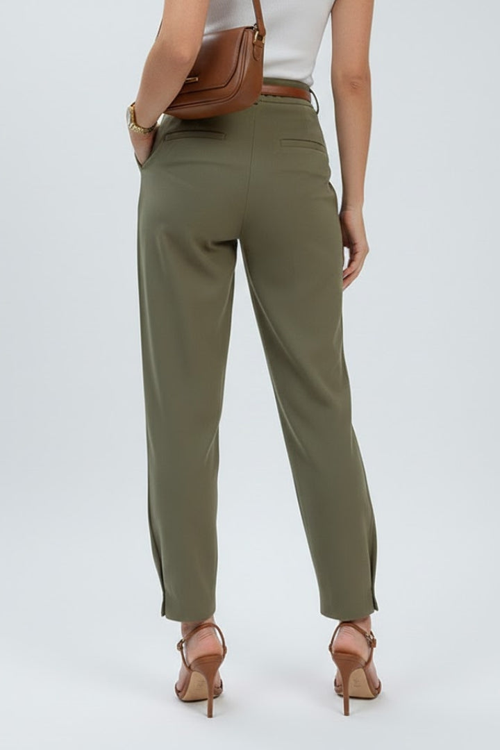 Women's Pants with High Waist and Tapered Leg