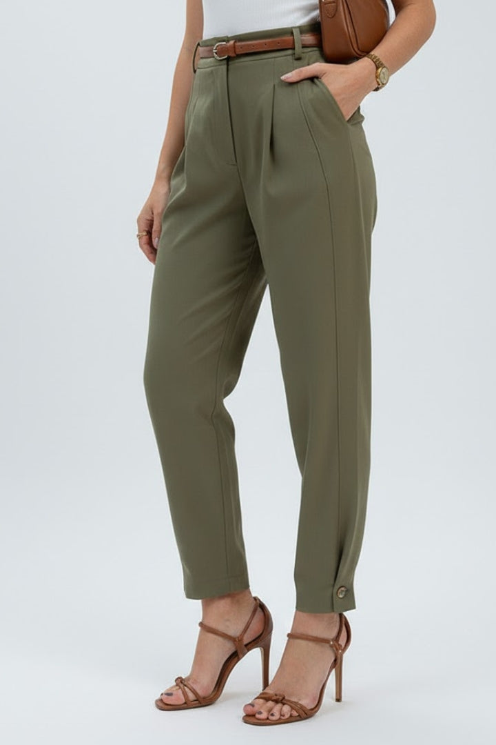Women's Pants with High Waist and Tapered Leg