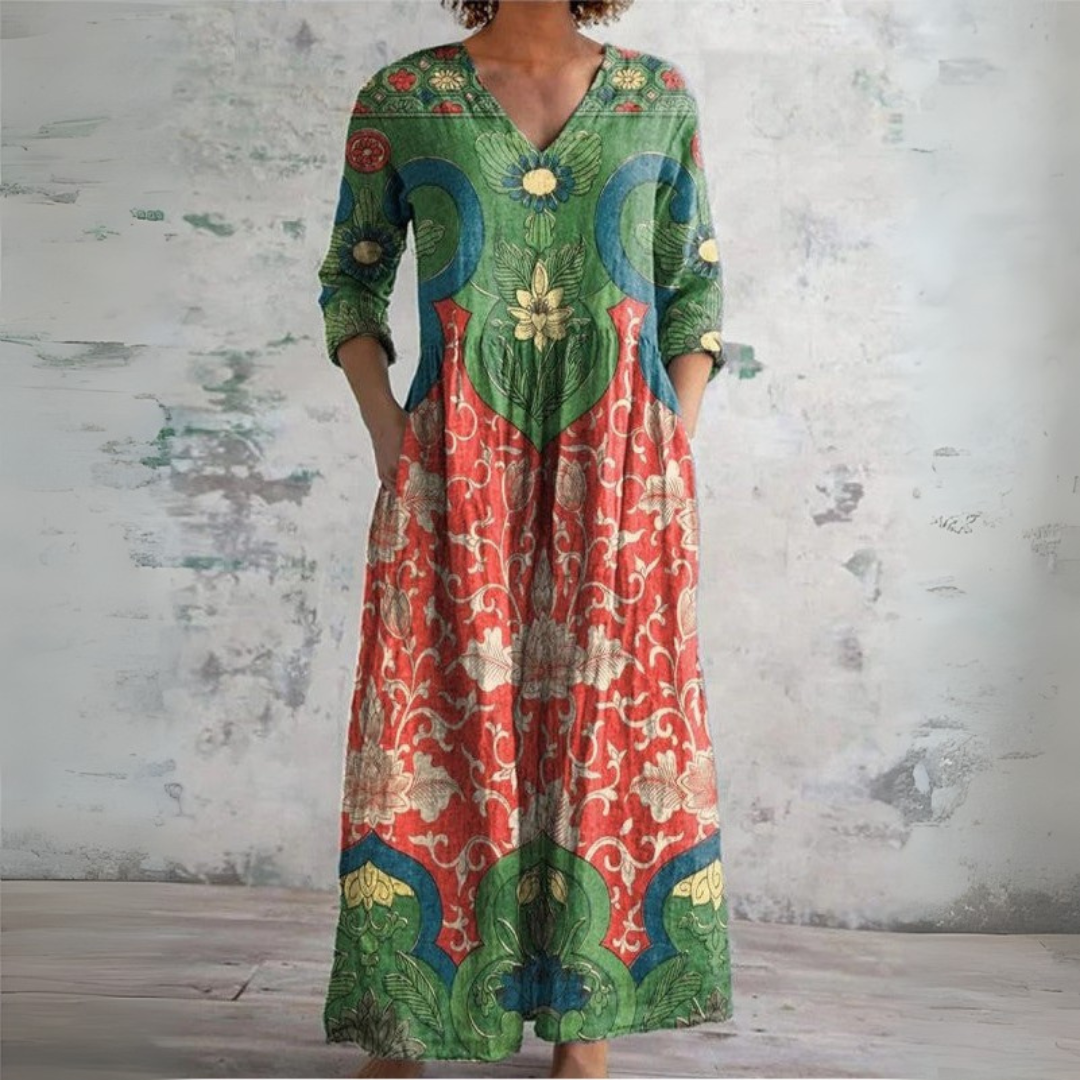 Women’s Maxi Dress with V-Neckline and Integrated Side Pockets