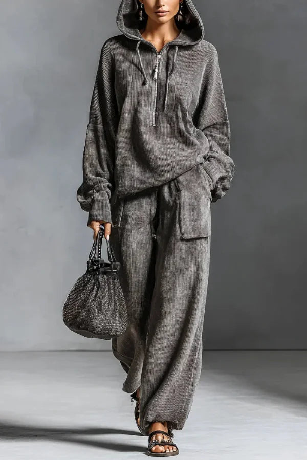 Women¡¯s Loungewear Set with Oversized Hooded Sweatshirt and Wide Leg Pocket Pants