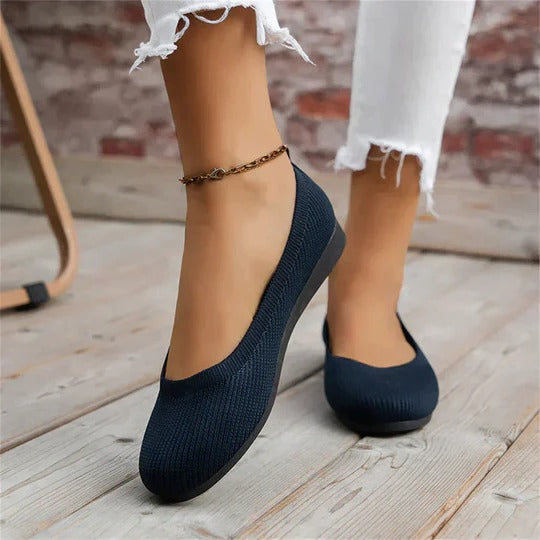Women’s Ballet Flats with Breathable Flyknit Upper and Cushioned Sole