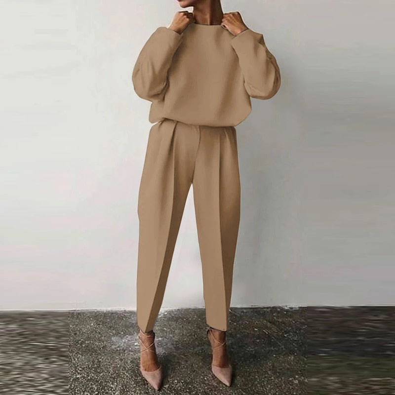 Women's Two-Piece Co-Ord Set Round Neck Sweatshirt Tapered Trousers
