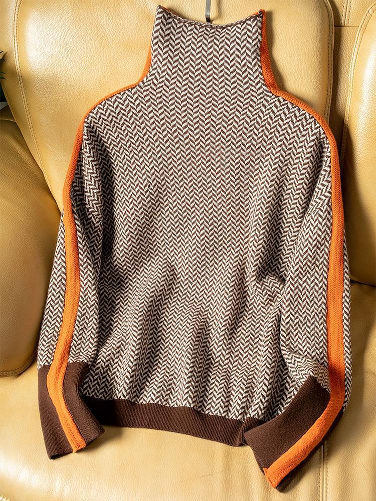 Women's Chevron Knit Pullover With Contrast Trim