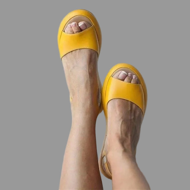 Women¡¯s Peep Toe Slingback Sandals with Cushioned Platform Sole