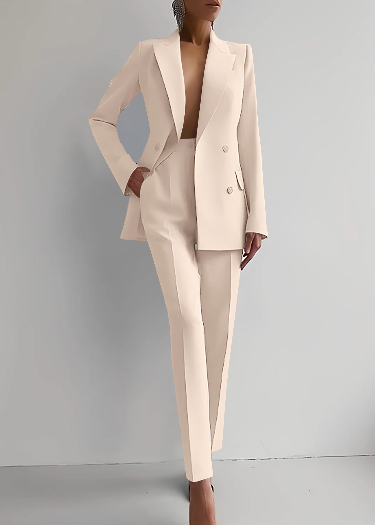 Women’s Pant Suit with Double-Breasted Blazer and Slim-Fit Trousers