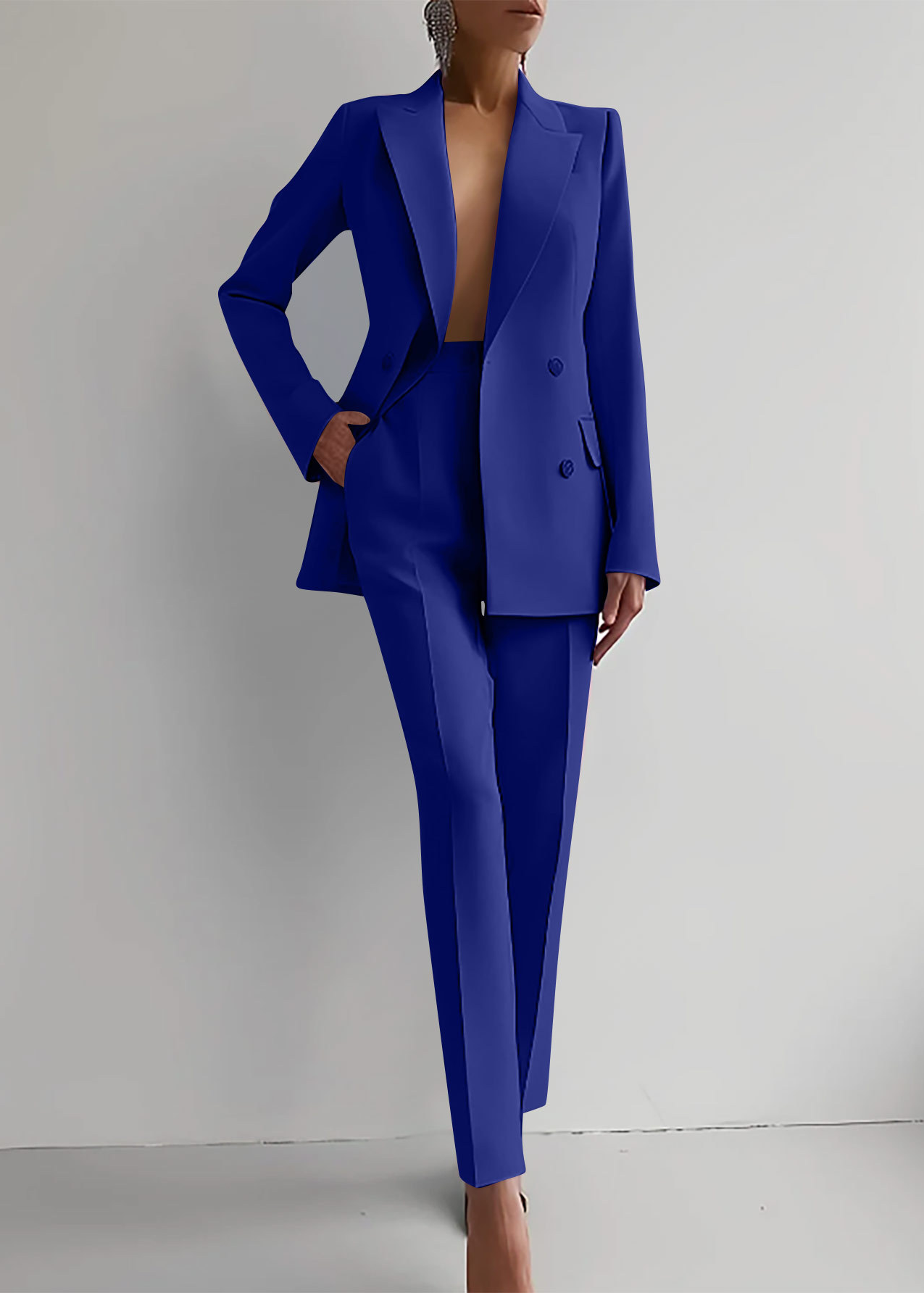 Women’s Pant Suit with Double-Breasted Blazer and Slim-Fit Trousers