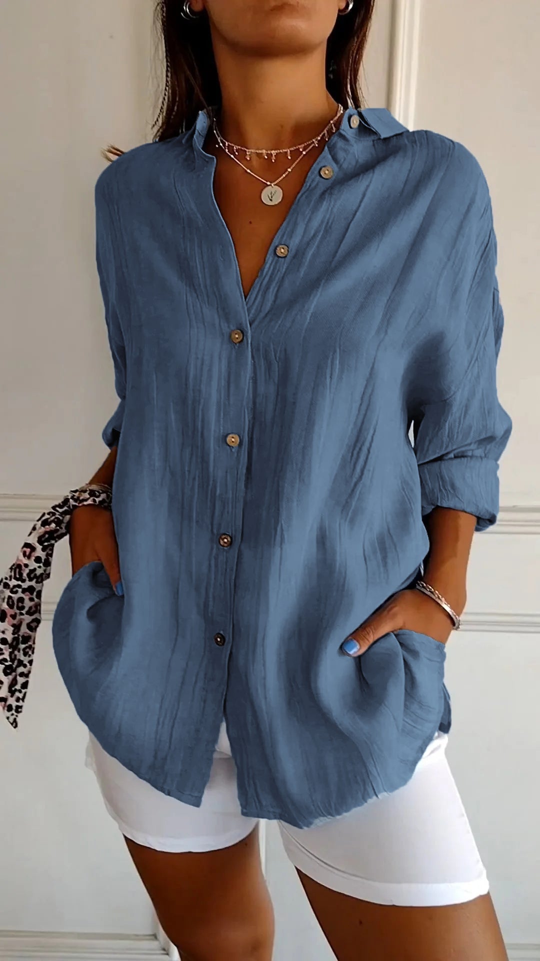 Women’s Button-Down Shirt with Oversized Long Sleeves and Side Pockets