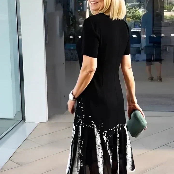 Women’s T-Shirt Dress with Abstract Graphic Print and Short Sleeve Shift Fit
